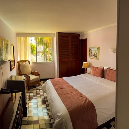 Hotel Bahia Картахена Экстерьер фото