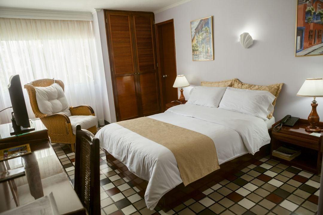 Hotel Bahia Картахена Экстерьер фото