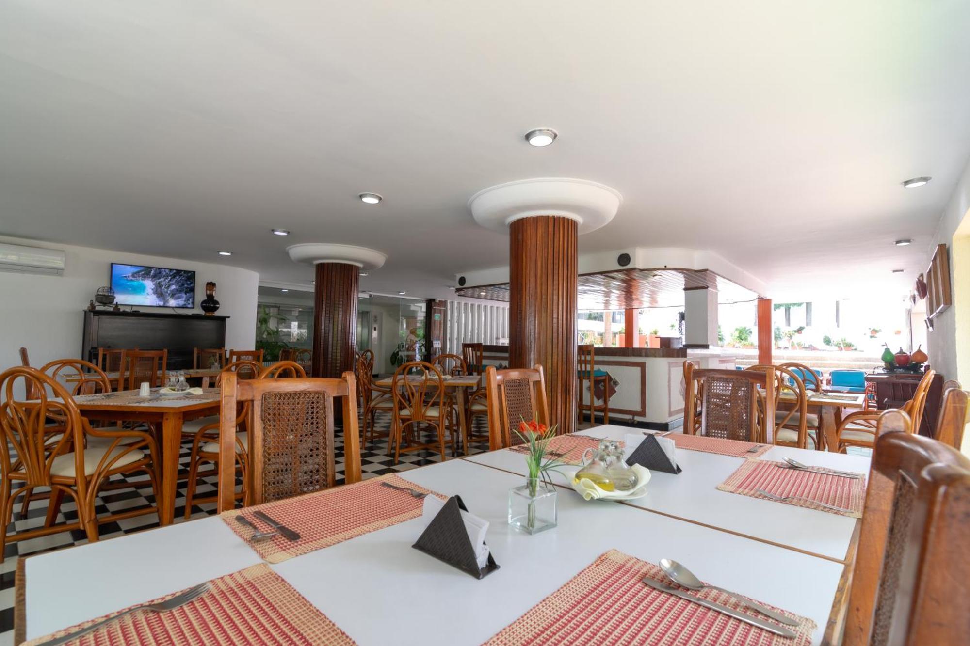 Hotel Bahia Картахена Экстерьер фото