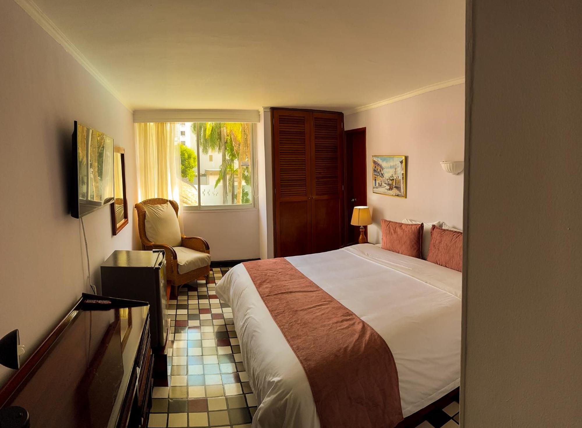 Hotel Bahia Картахена Экстерьер фото